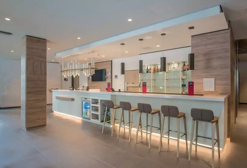 Fotos del hotel Hampton By Hilton Frankfurt City Centre East:  17