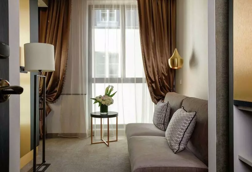 Fotos del hotel Niepce Paris , Curio Collection By Hilton:  24