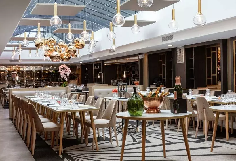Fotos del hotel Niepce Paris , Curio Collection By Hilton:  18