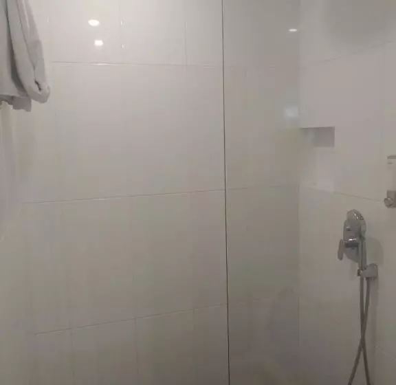 Fotos del hotel Grand G7:  15
