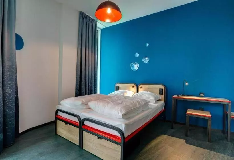 Fotos del hotel Meininger Hotel Amsterdam Amstel:  2