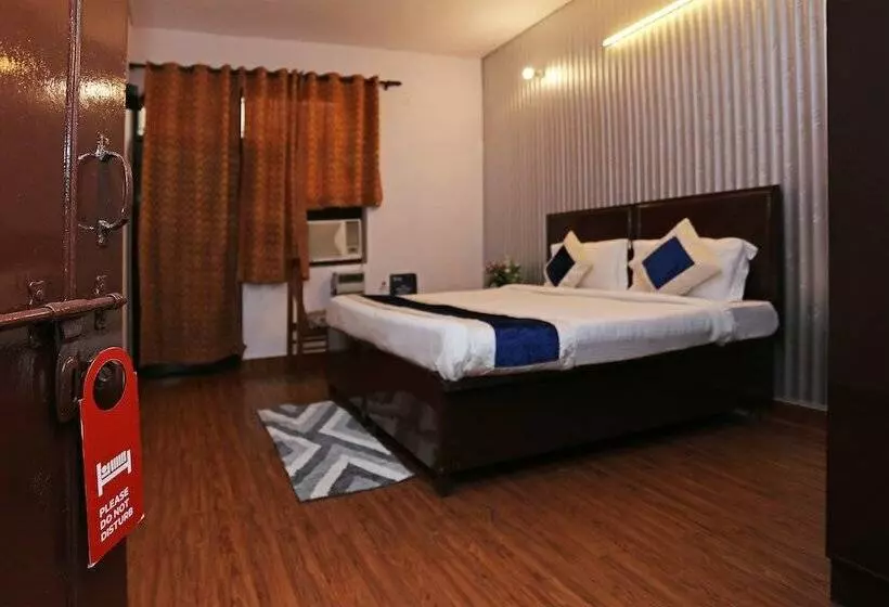 Fotos del hotel Oyo 9534 Hotel Heights:  4