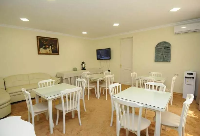 Fotos del hotel Crown:  12
