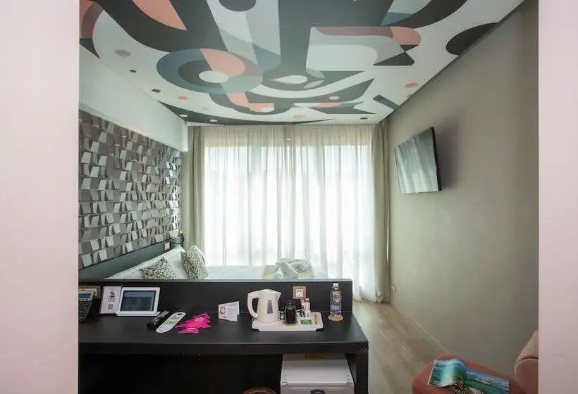 Fotos del hotel Kubic A Member Of Brown Hotels:  8