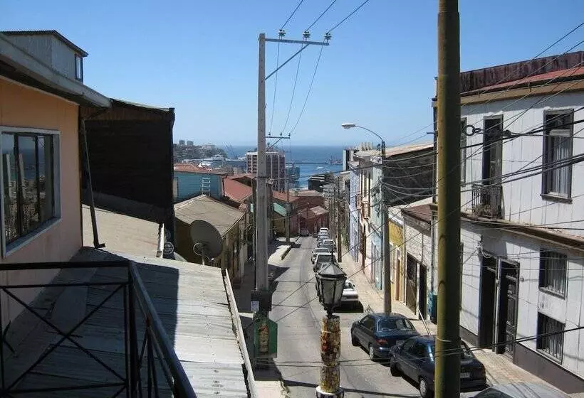 Fotos del hotel Hostal Destino Bellavista:  14