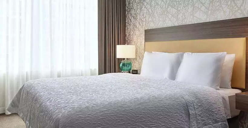 Home2 Suites By Hilton Chicago Mccormick Place