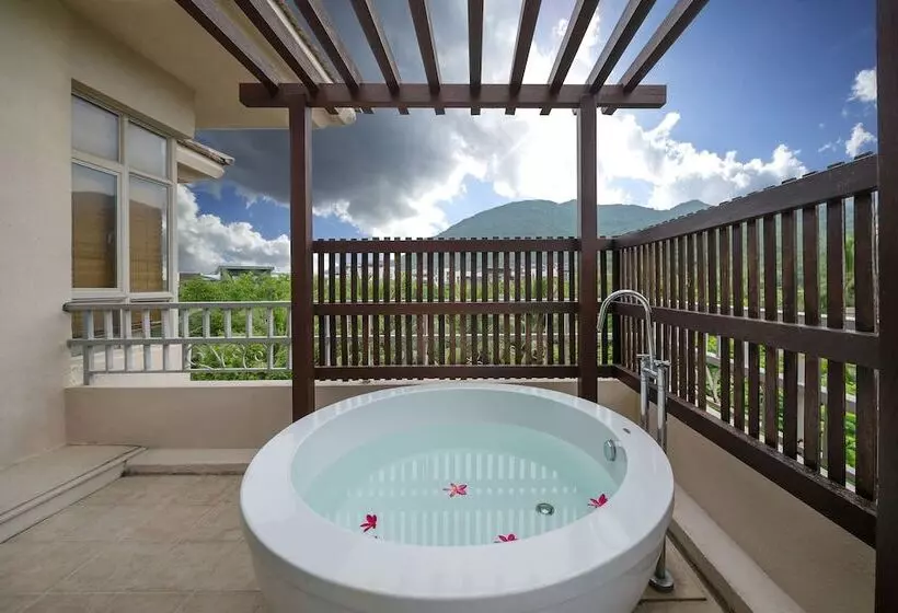 Fotos del hotel Huayu La Floret Resort Yalong Bay:  25