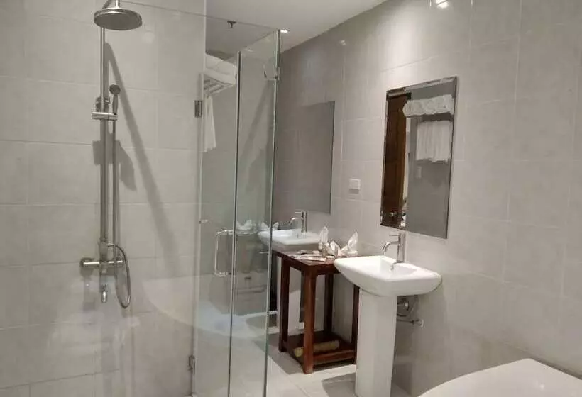 Fotos del hotel Safari Lodge Baguio By Log Cabin:  3