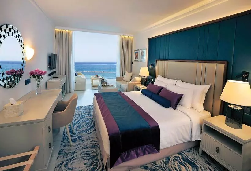Fotos del hotel Amavi, Madefortwo S  Paphos:  2