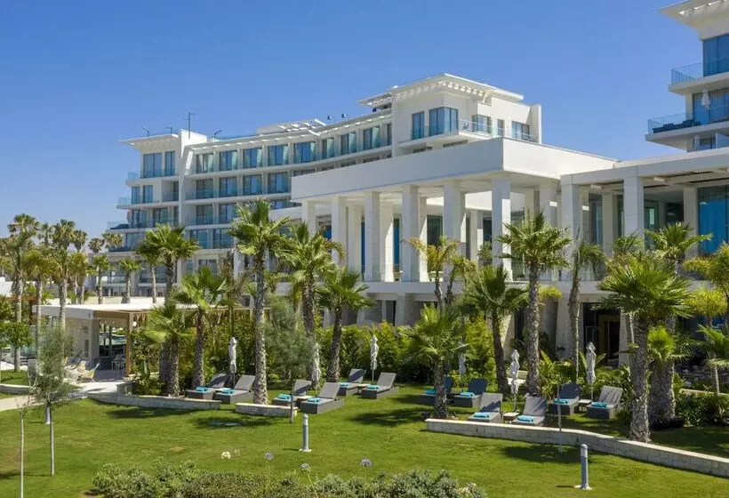 Amavi, Madefortwo S  Paphos