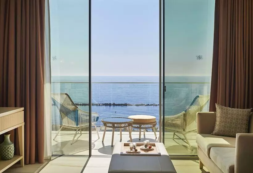 Fotos del hotel Amavi, Madefortwo S  Paphos:  9