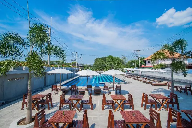 Fotos del hotel Carunda:  7