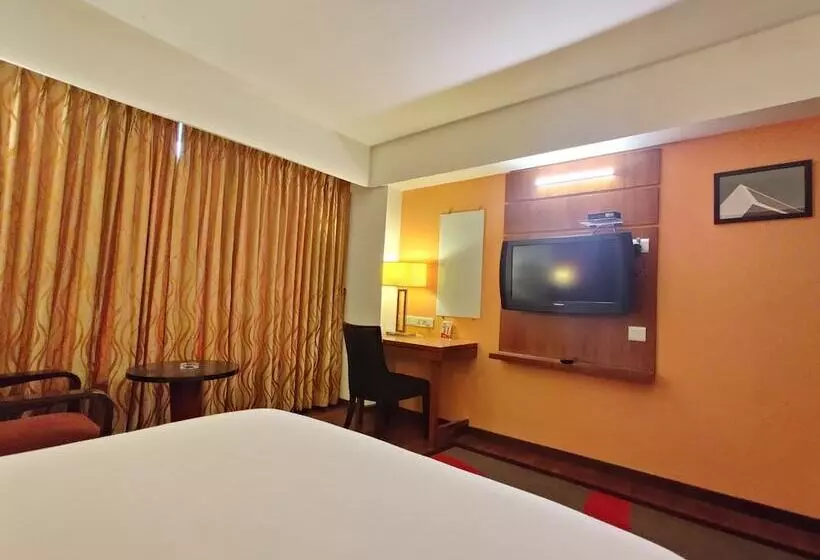 Fotos del hotel Avalon Hotel & Banquets:  4