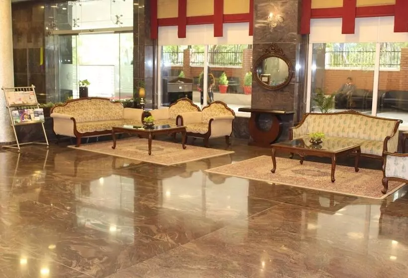 Fotos del hotel Brilliant  & Convention Center:  3