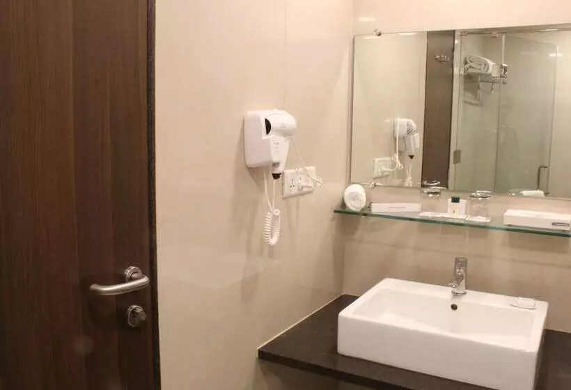 Fotos del hotel Brilliant  & Convention Center:  25