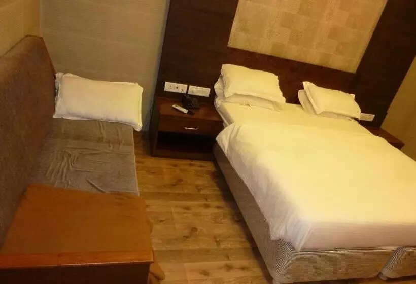 Fotos del hotel Orient Palace:  17