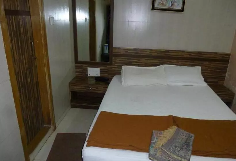 Fotos del hotel Orient Palace:  2