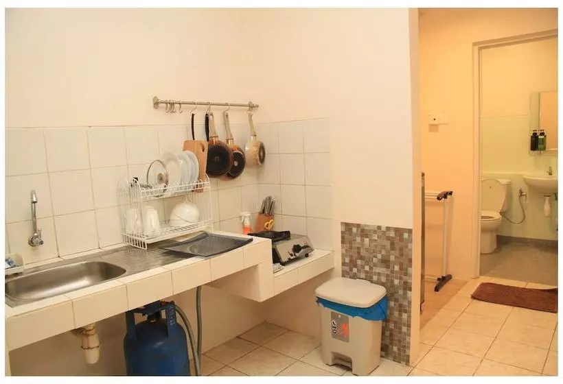 Fotos del hotel Apartment Queen Victoria Batam:  5
