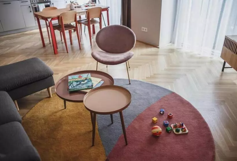 Fotos del hotel The Circus Apartments:  18