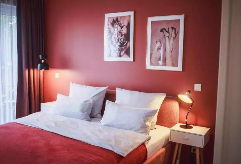 Fotos del hotel The Circus Apartments:  7