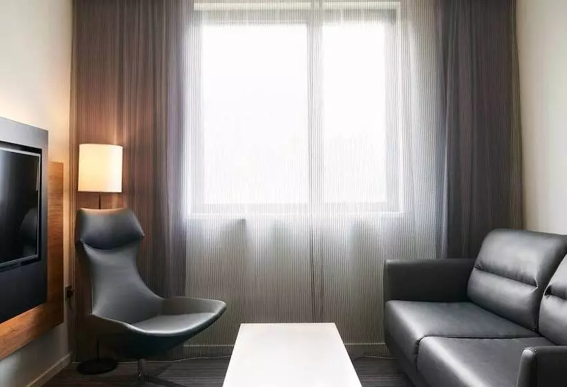 Fotos del hotel Moxy Glasgow Merchant City:  22