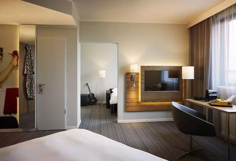Fotos del hotel Moxy Glasgow Merchant City:  6