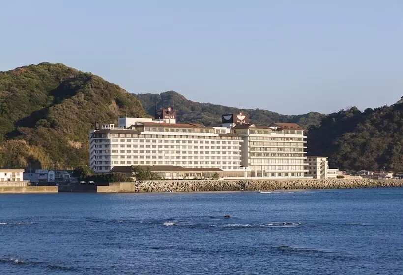 Kamogawa  Mikazuki