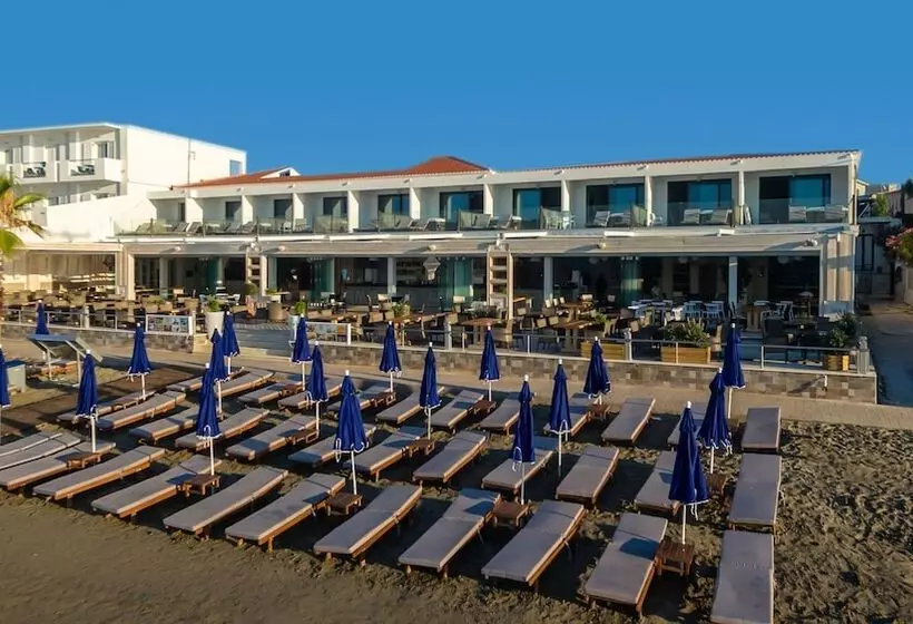 Fotos del hotel Mandala Seafront Suites:  10