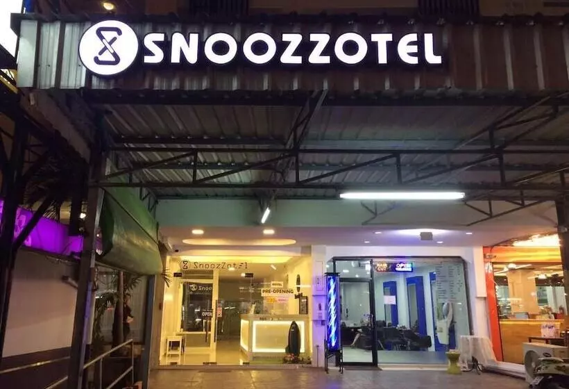 Fotos del hotel Snoozzotel:  8