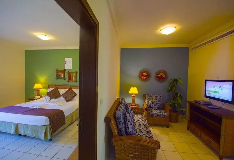 Fotos del hotel Lafontaine Rose Beach Resort:  16