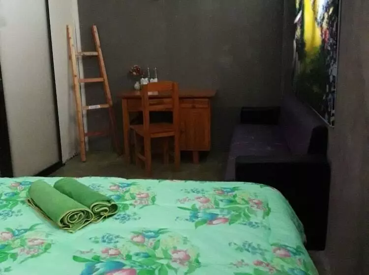 Fotos del hotel Romyen:  12