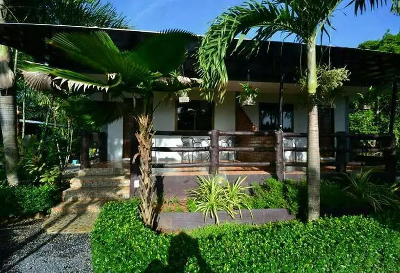 Fotos del hotel Ruenchan Resort At Saithai:  12