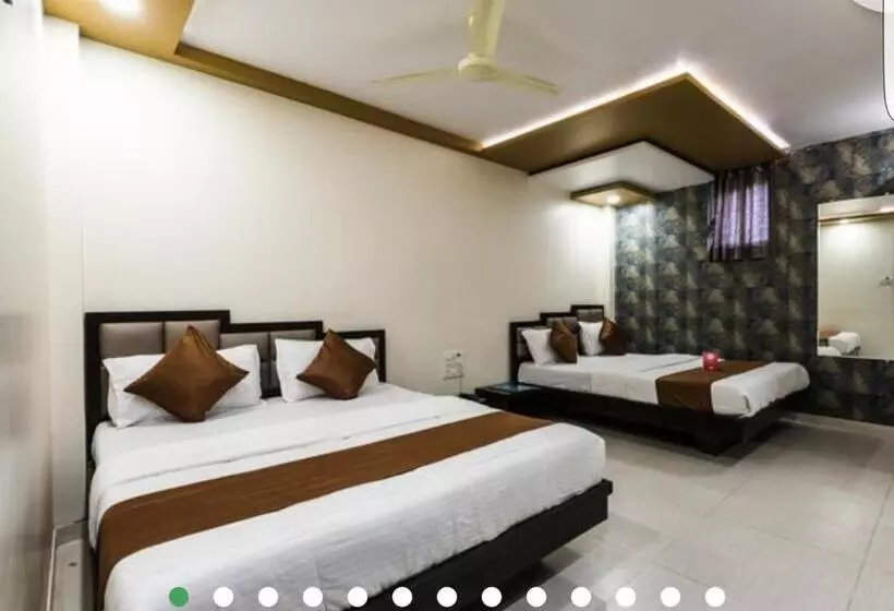 Fotos del hotel Guest Inn Residency:  20
