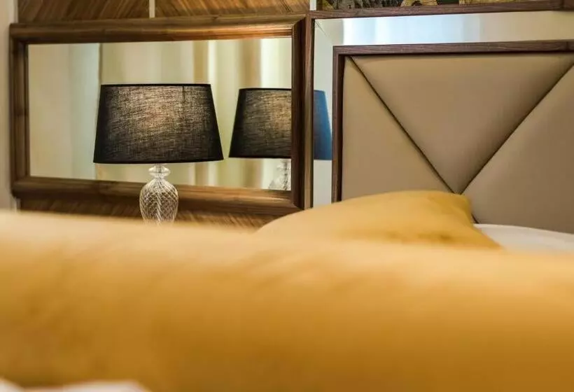 Fotos del hotel Miraval Luxury Rooms:  16