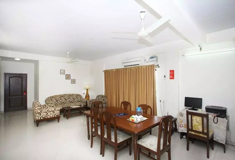 Fotos del hotel OYO 10130 Felicity INN Nungambakkam:  4