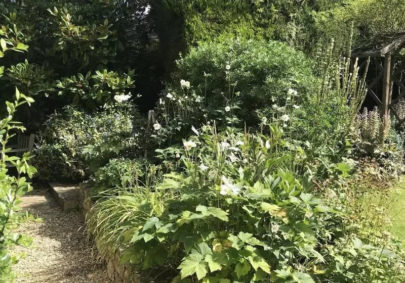 Fotos del hotel Pigeon House Cottage B&b:  7