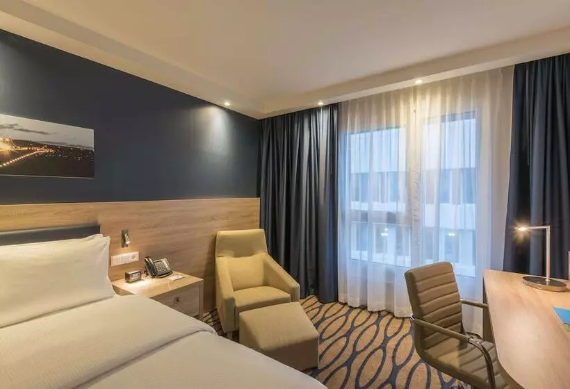 Fotos del hotel Hampton By Hilton Frankfurt Airport:  5