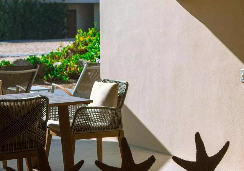 Fotos del hotel Marea Beachfront Villas:  2