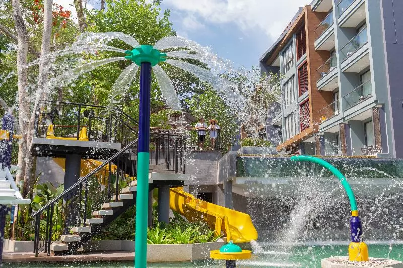 Fotos del hotel The Nature Phuket:  14