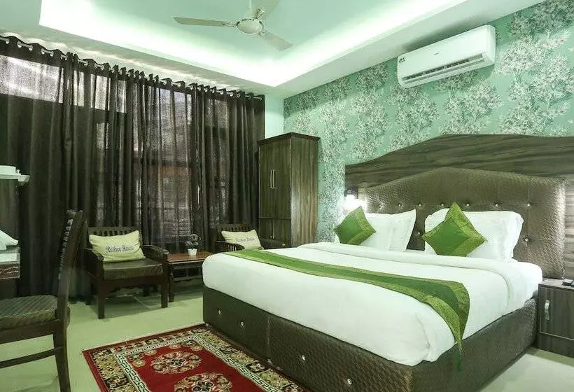 Fotos del hotel Treebo Trend Roshan House:  8