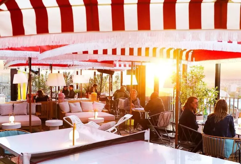 Fotos del hotel Mama Shelter Paris West:  3