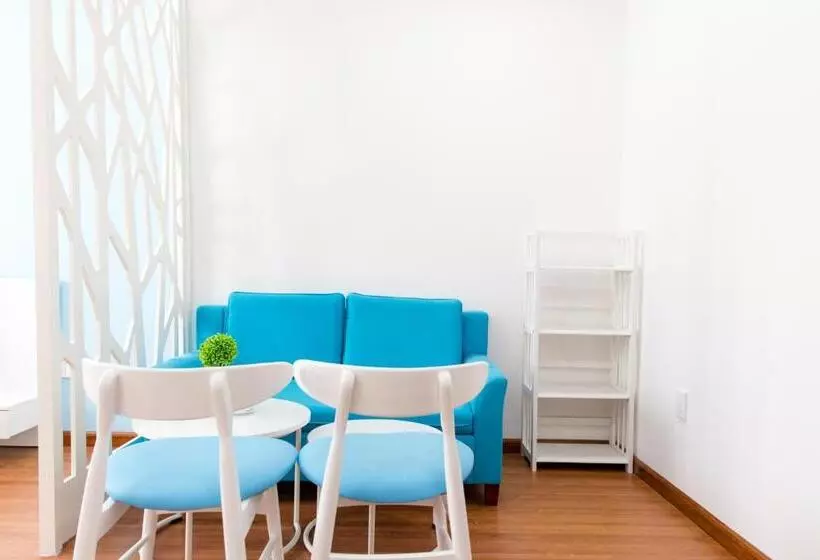 Fotos del hotel Reddoorz Plus Near Nguyen Hue Walking Street:  3