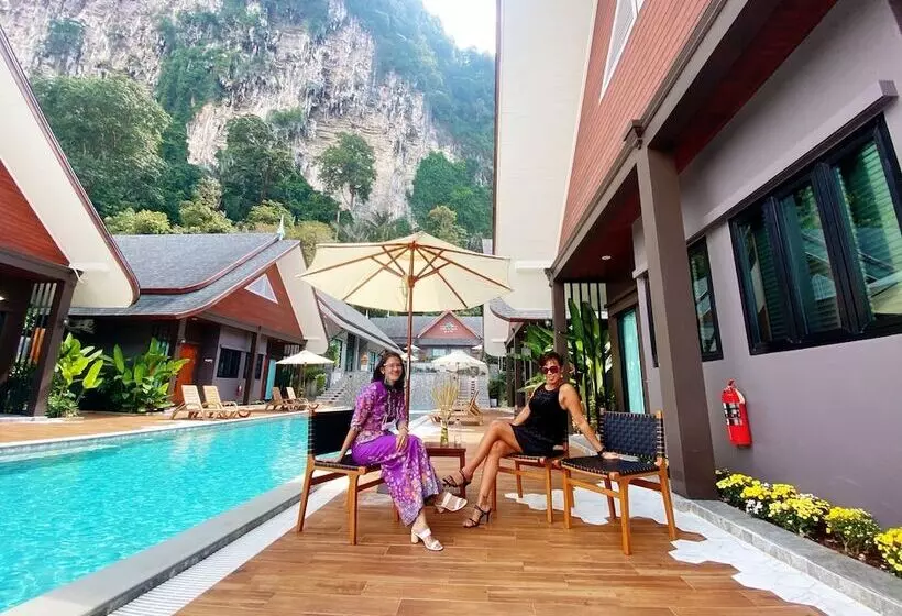 Fotos del hotel The Scene Cliff View Villas:  12
