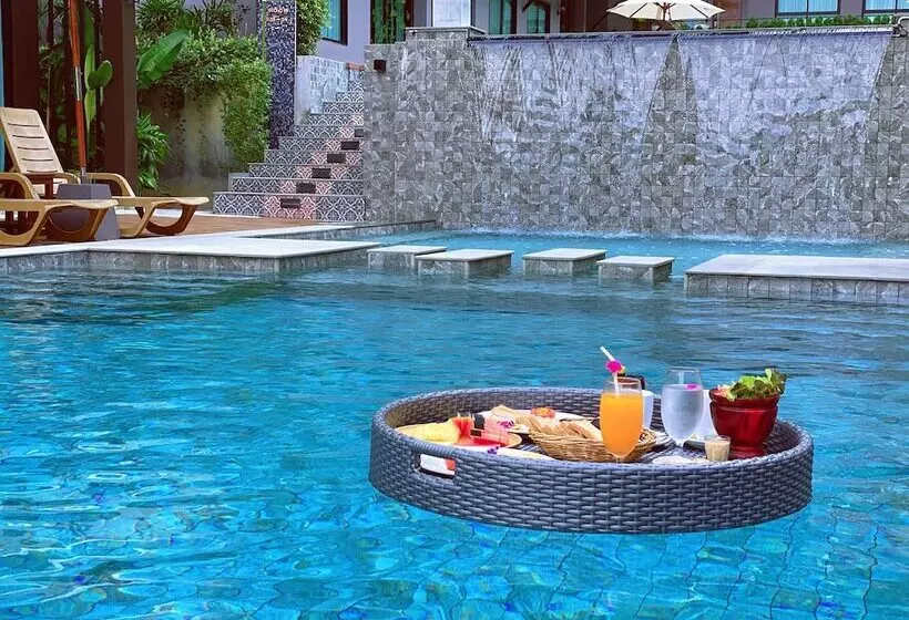 Fotos del hotel The Scene Cliff View Villas:  10