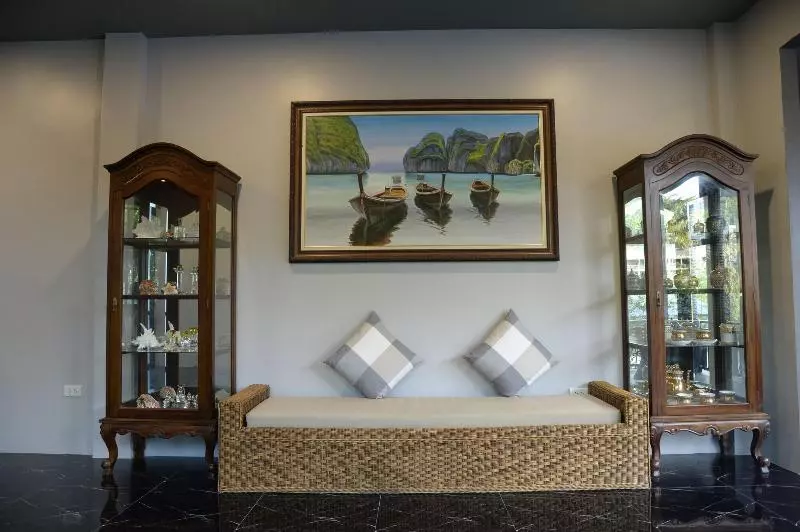 Fotos del hotel The Scene Cliff View Villas:  2