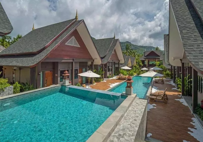 Fotos del hotel The Scene Cliff View Villas:  22