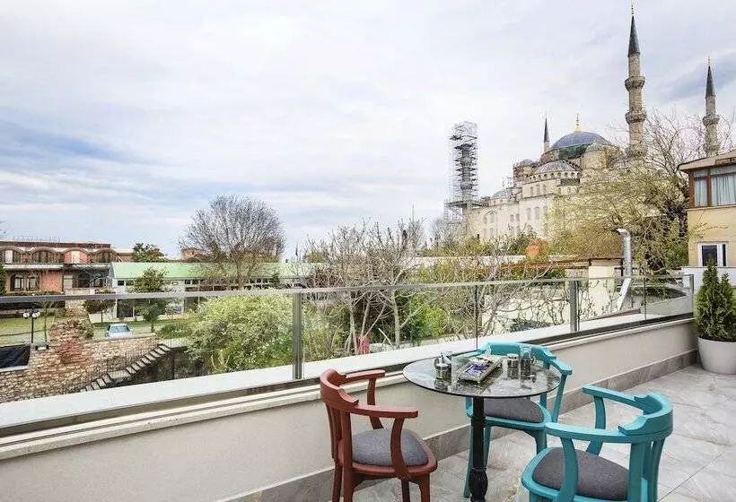 Fotos del hotel Obelisk  & Suites:  14
