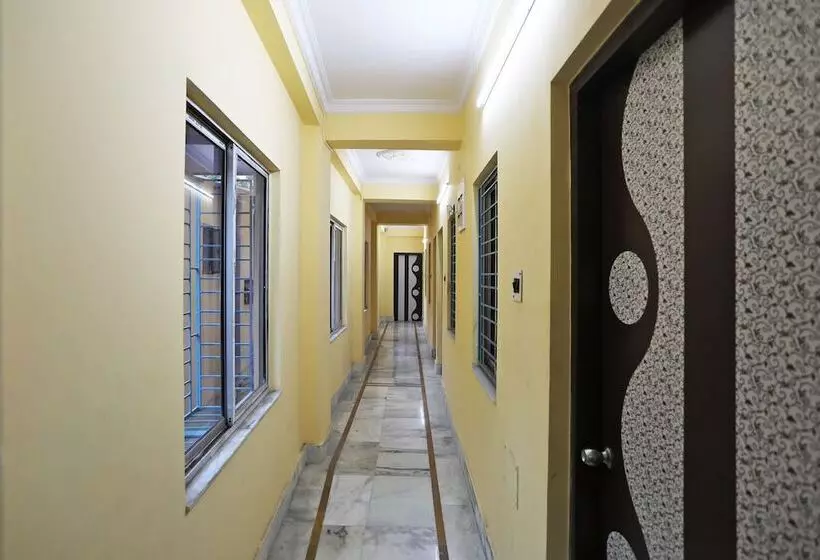 Fotos del hotel Oyo 14379 Shubham Guest House & Banquets:  3