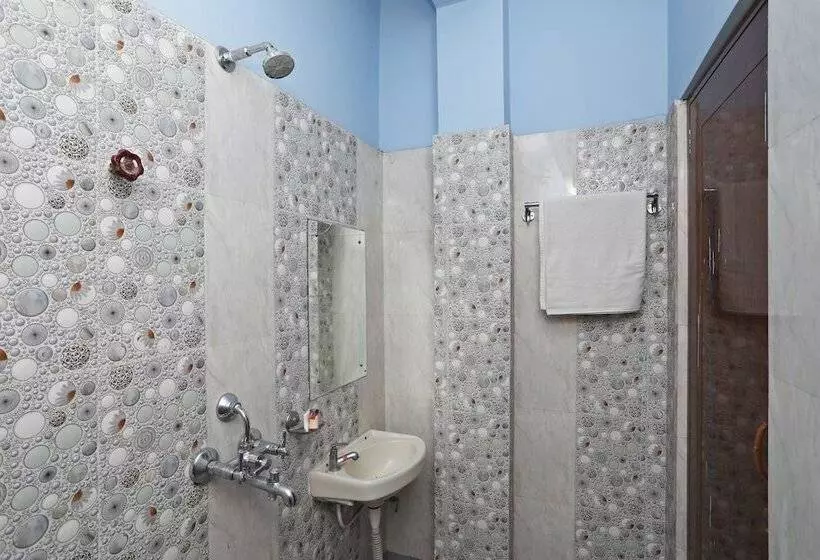 Fotos del hotel Oyo 14379 Shubham Guest House & Banquets:  8