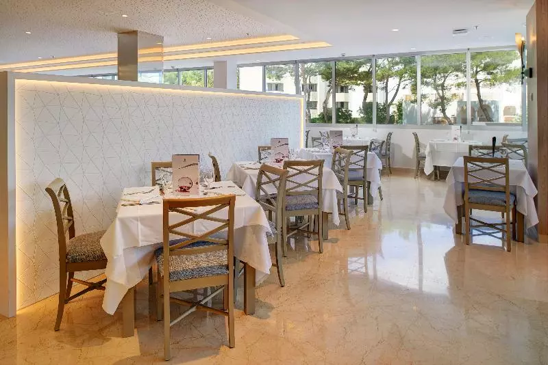 Fotos del hotel Hipotels Bahia Cala Millor:  36